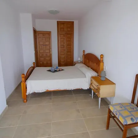 Villa Denia, 3 Dormitorios, 6 Personas - Es-262-4