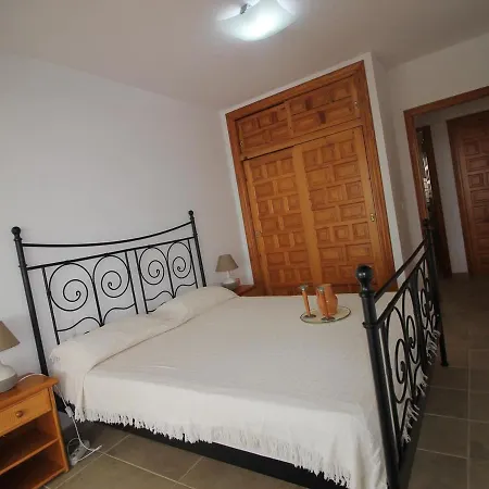 빌라 Denia, 3 Dormitorios, 6 Personas - Es-262-4